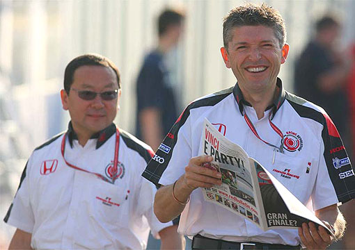 关于赛车队主教练发声，誓言带队登顶的信息