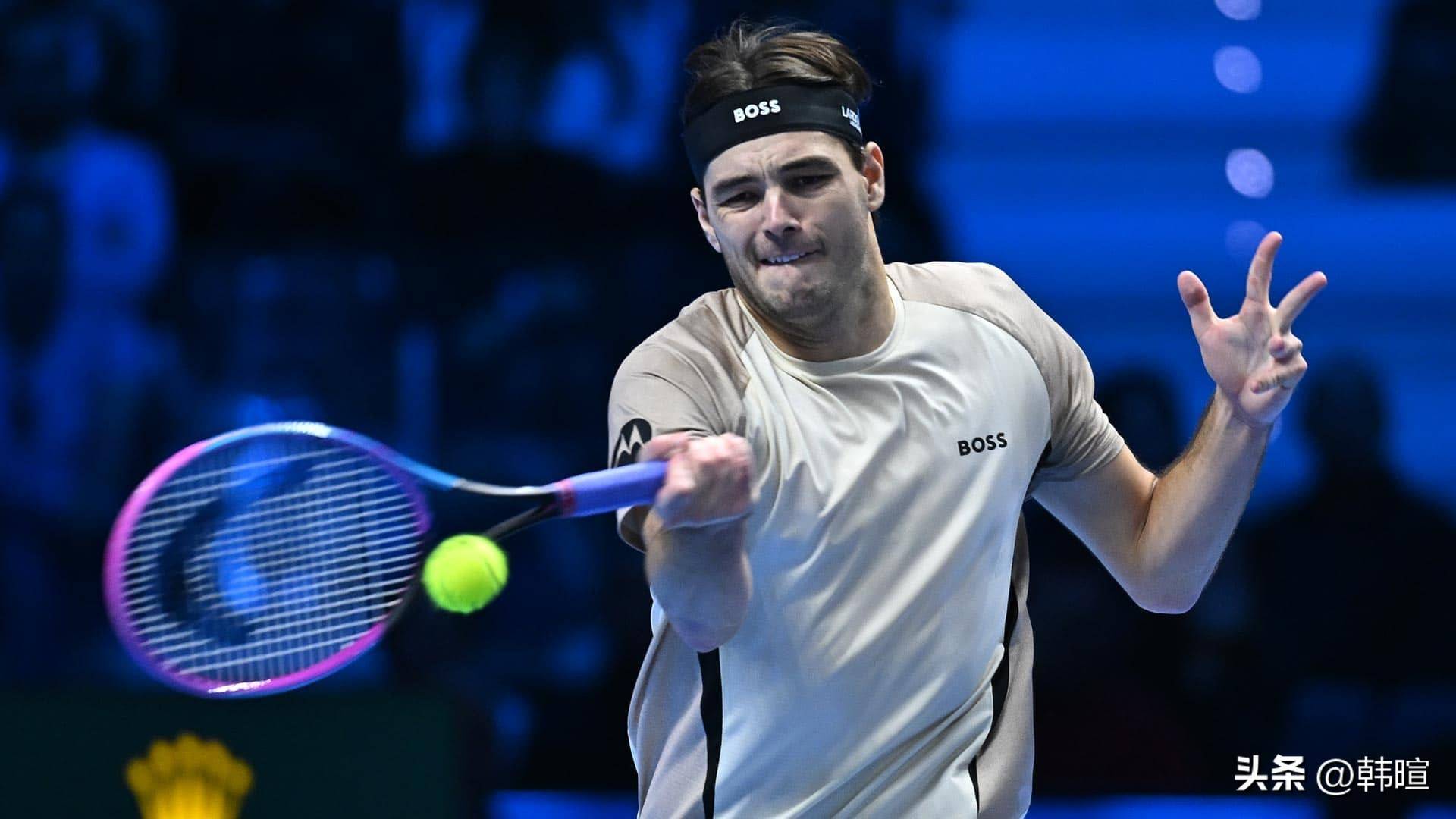 戴维斯杯逆转年终总决赛，阿尔卡拉斯统治全场