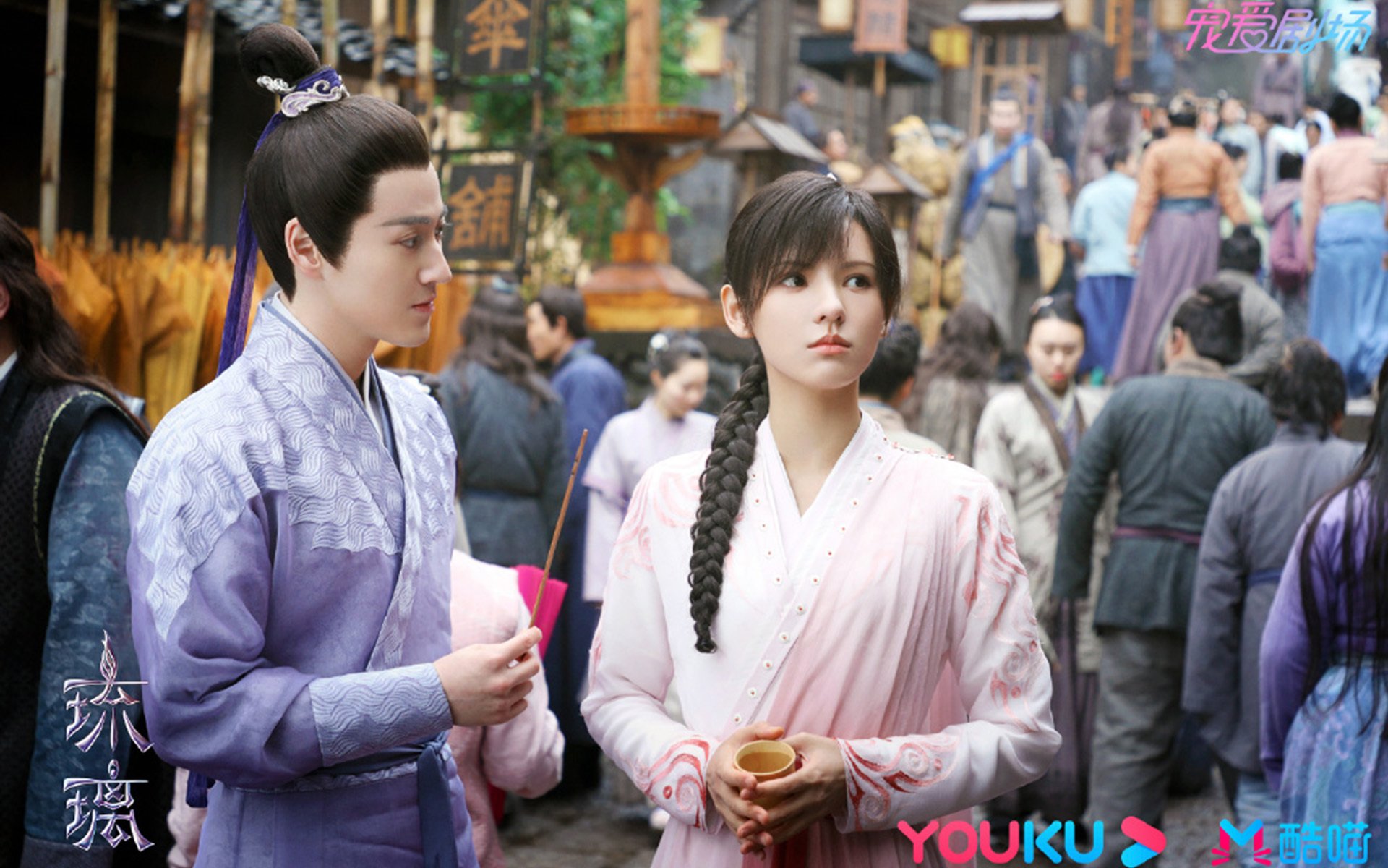 三个备选，体现不同叙事角度）