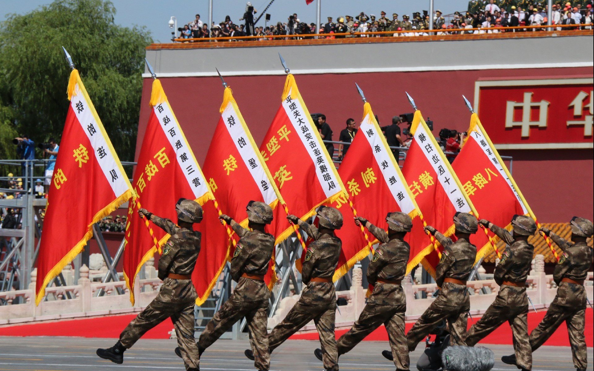 带队，沉默指挥与风暴中心