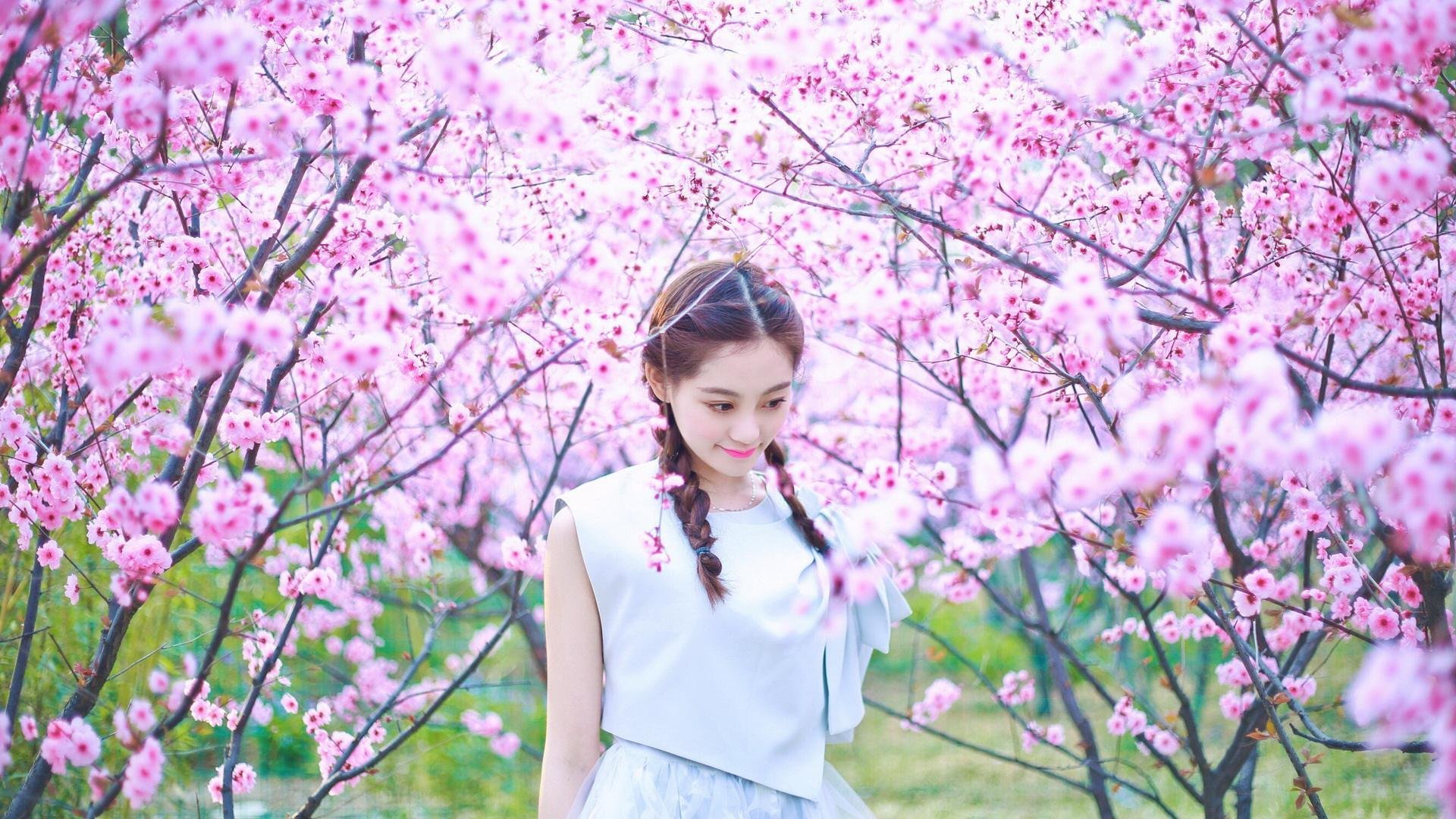 爱游戏大厅-雷诺逆袭梅赛德斯，塞恩斯激情点燃赛场