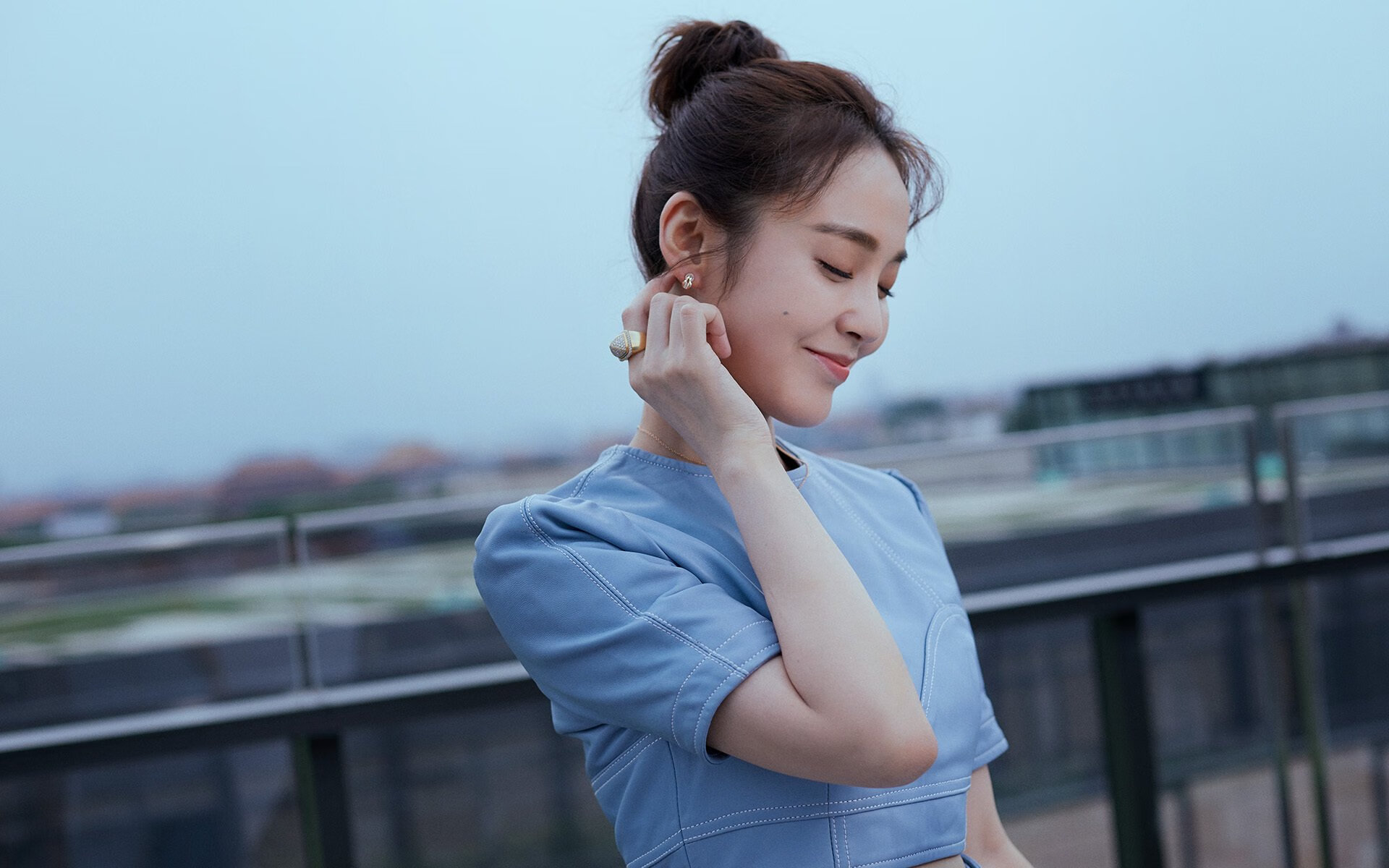 米切尔爆发如熔岩奔涌,新疆队节奏掌控让湖人窒息