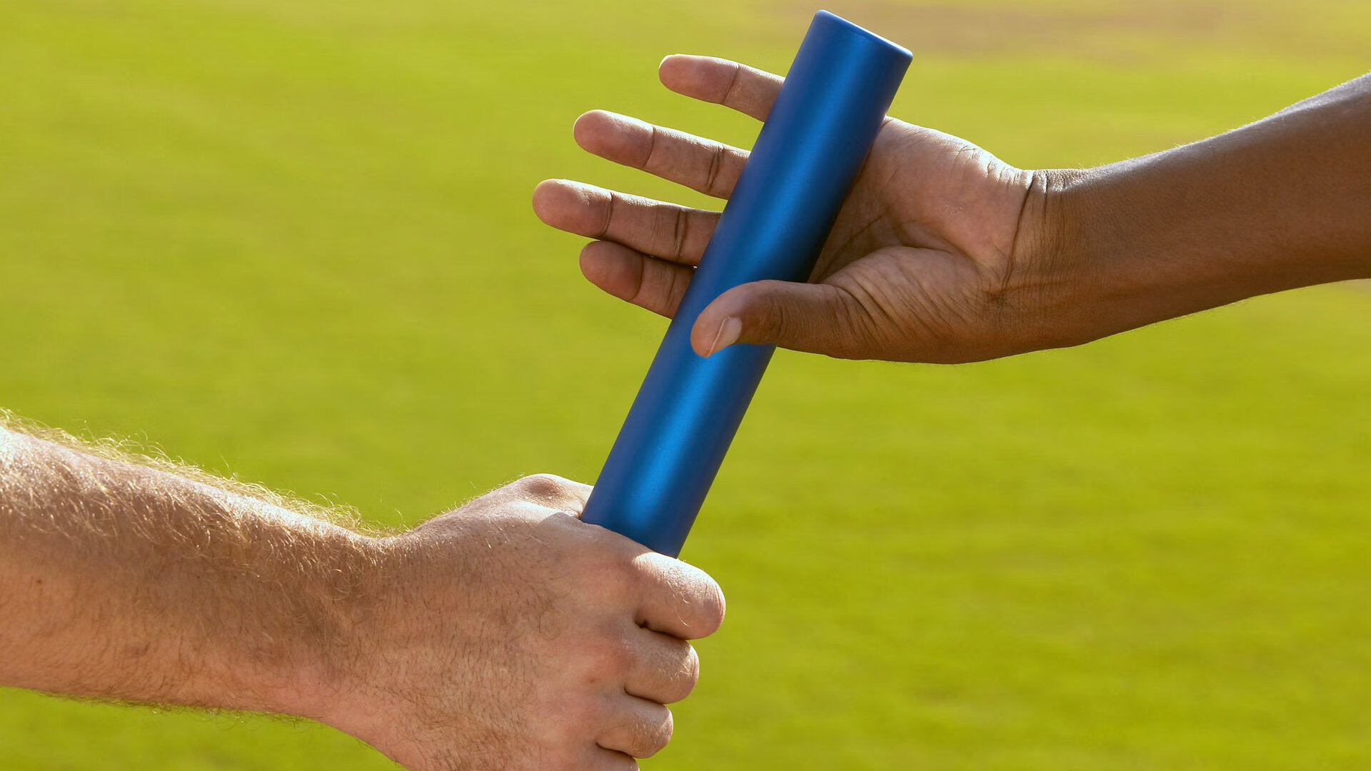 绿军雷霆与高原磐石，一场关于终结方式的哲学映照