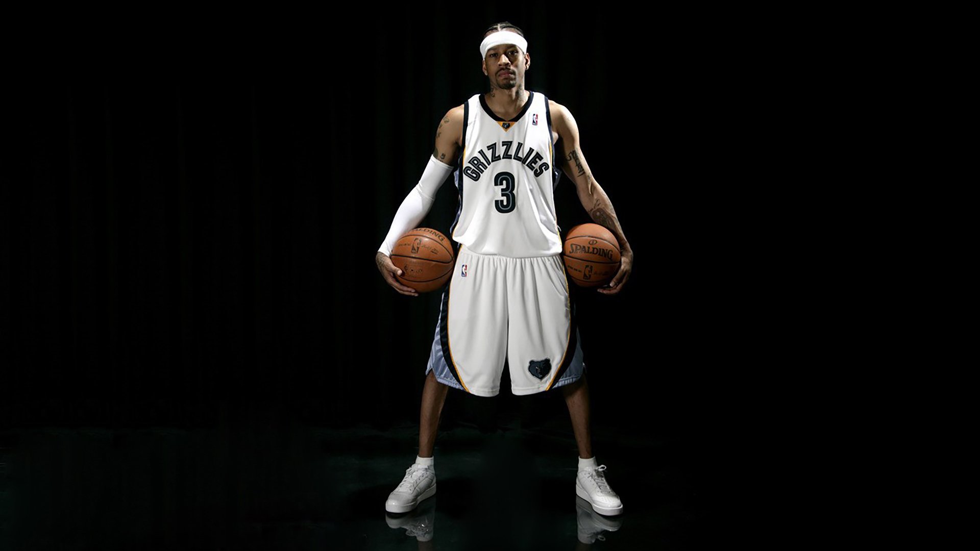 他不是来表演的，他是来打破的，当詹姆斯在雄鹿对阵奇才之夜用沉默回应世界